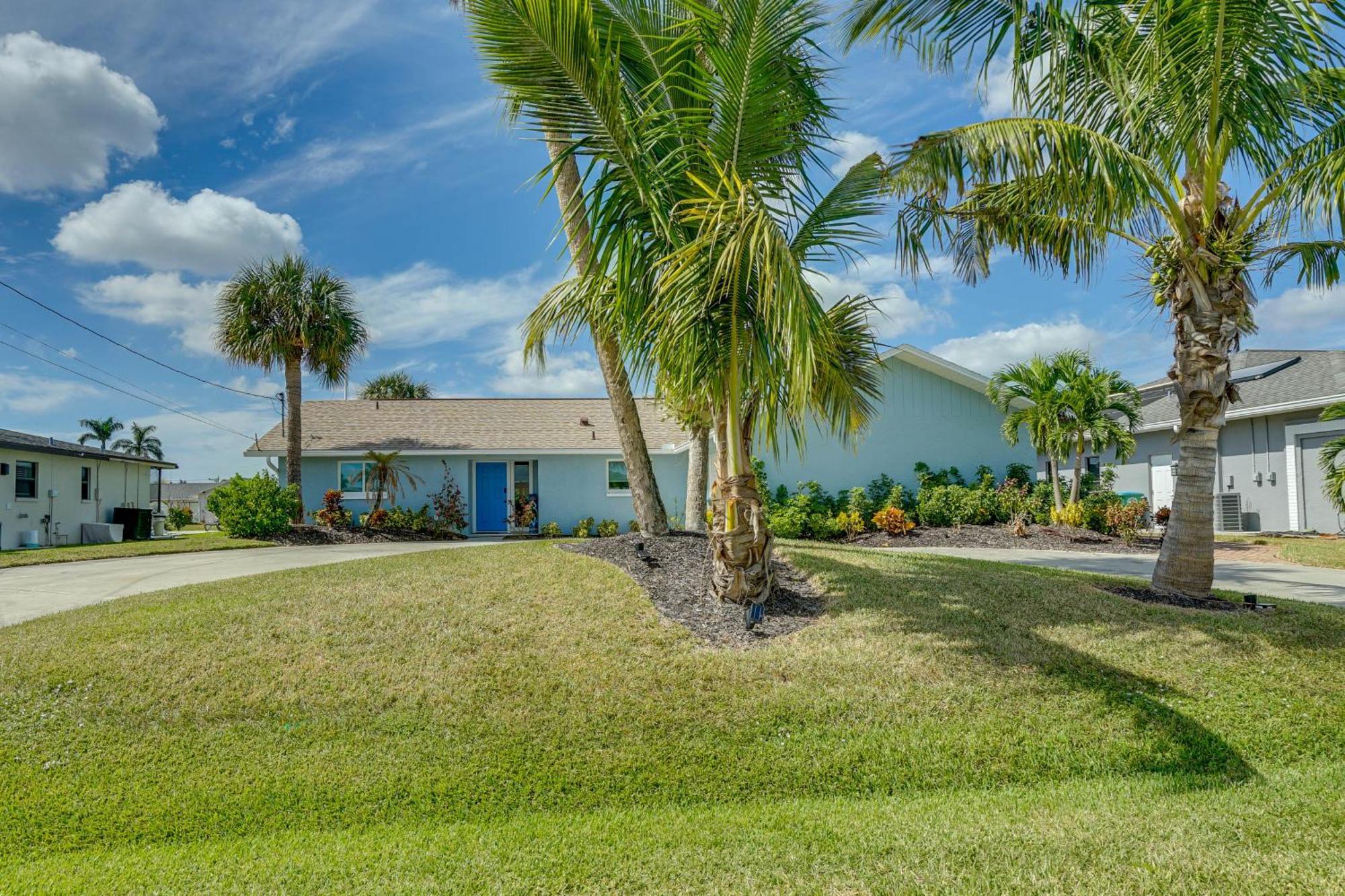 Beachy Cape Coral Home - Swim, Fish, Boat! Экстерьер фото